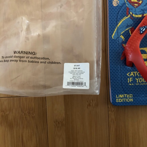 Baby Gap + Junk Food Superman Flip Flops 5T 6T - Picture 4 of 5